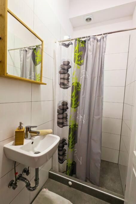 Cozy Ensuite Room In Zagreb Center Zewnętrze zdjęcie